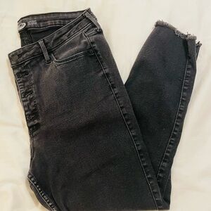 Old Navy Black Cropped Women's Jeans